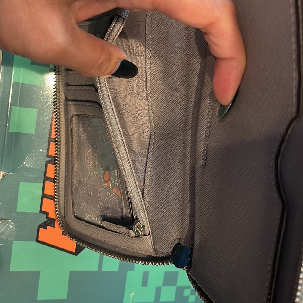 Gently Used - image 5